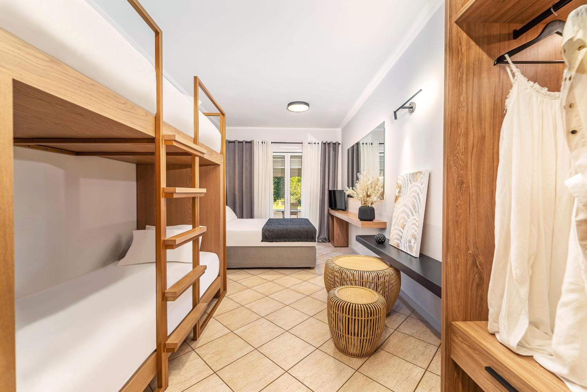San Giovanni Beach Resort And Suites Agios Ioannis  Ruang foto